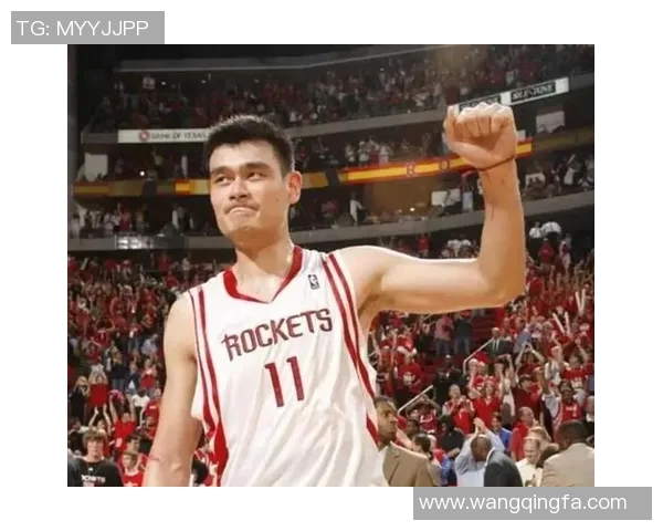 姚明与蒋兴权的篮球传奇:从球场对决到师徒情深的故事 姚明与蒋兴权的篮球传奇:从球场对决到师徒情深的故事