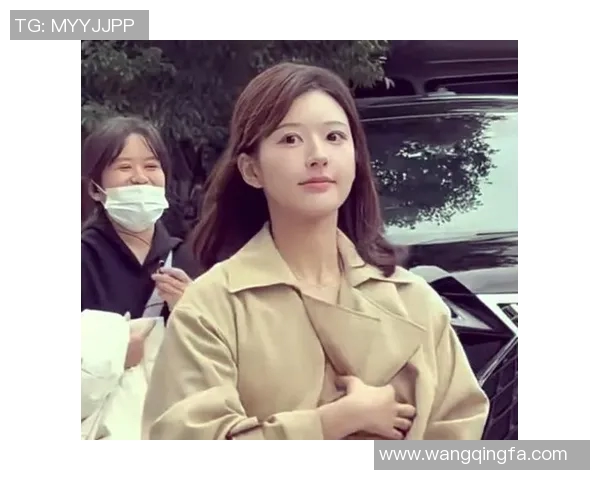 24岁黄头发足球明星的崛起之路与未来展望