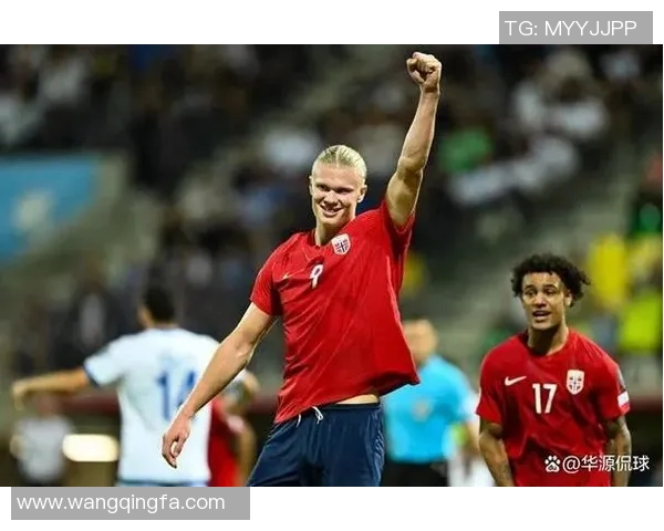 哈兰德在绿茵场外的真实生活与个人魅力揭秘