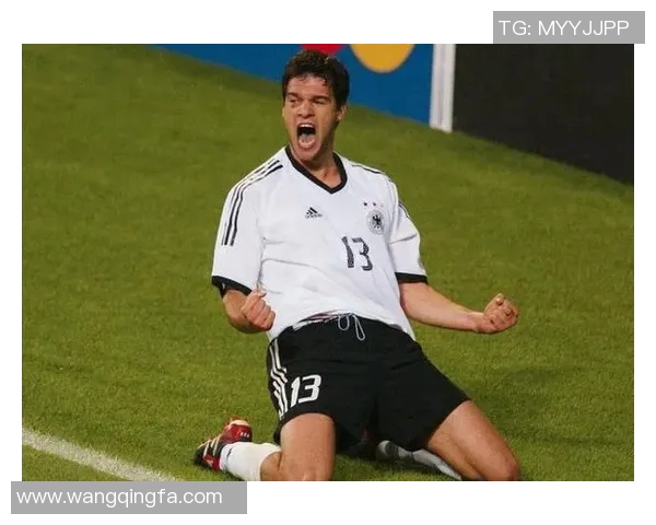 2002年退役的足球明星回顾与影响分析