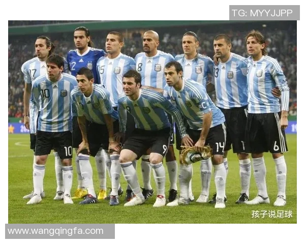 时代天街足球明星阵容揭晓引发球迷热议与期待