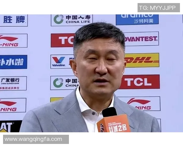 老汉究竟是哪位篮球明星背后的故事与成就揭秘 老汉究竟是哪位篮球明星背后的故事与成就揭秘